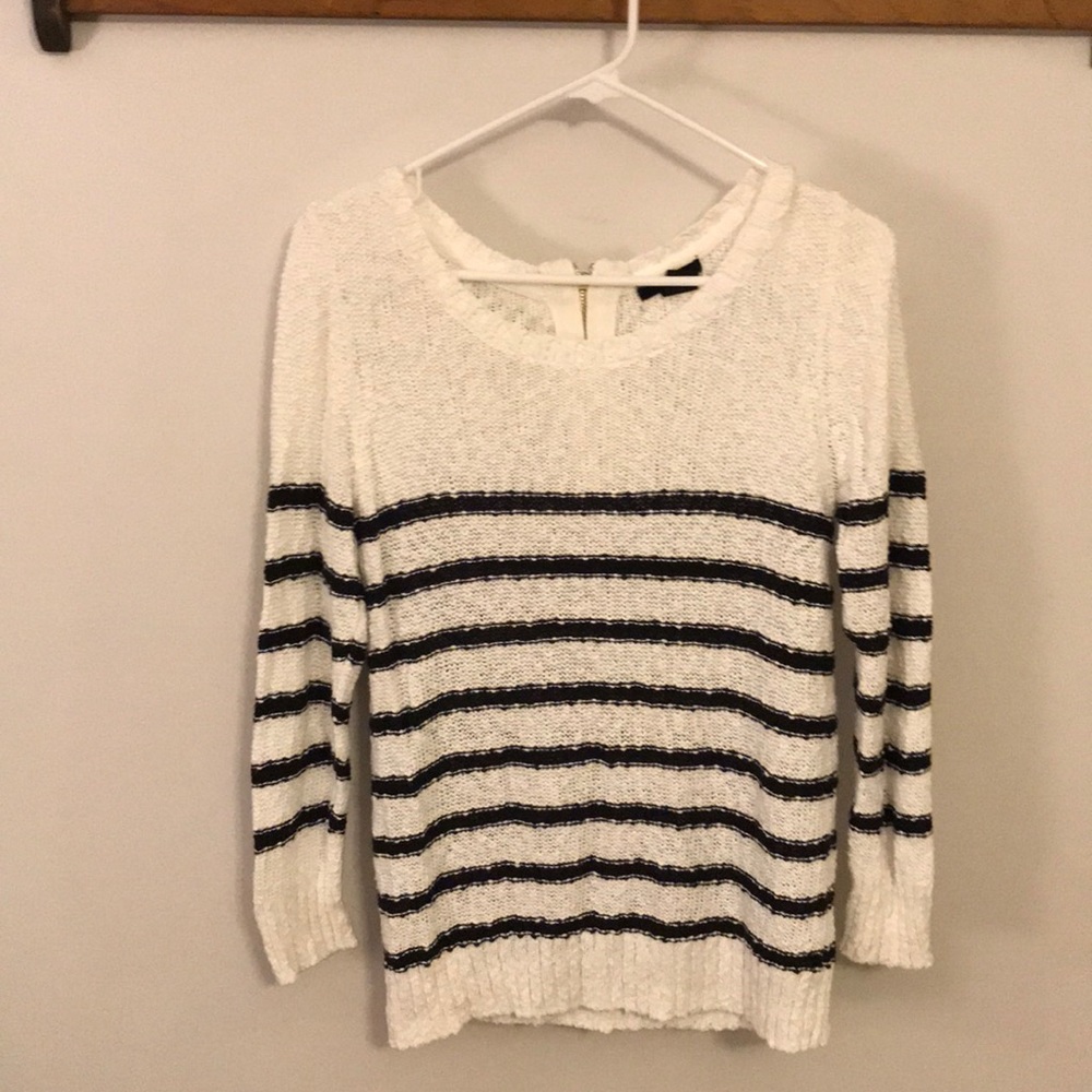 H and M sweater